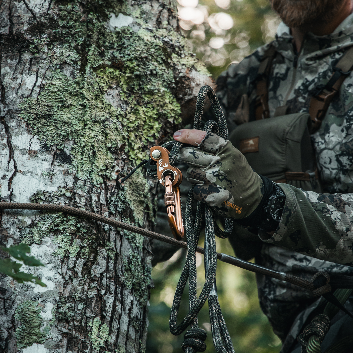 8mm Predator™ Deluxe Sewn Tether & Lineman's With HF Brown Kong Duck 
