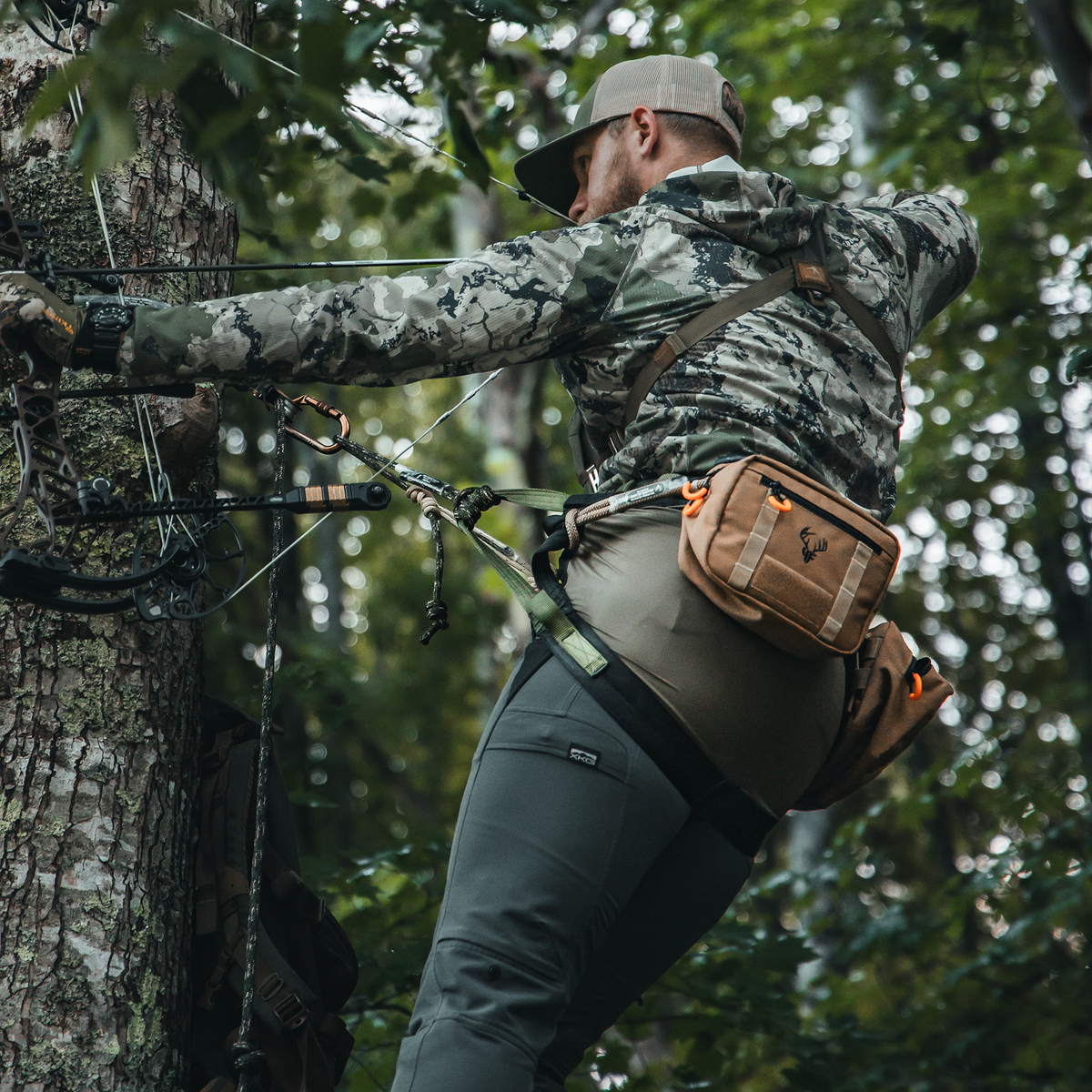 8mm Predator™ Deluxe Sewn Tether & Lineman's With HF Brown Kong Duck 