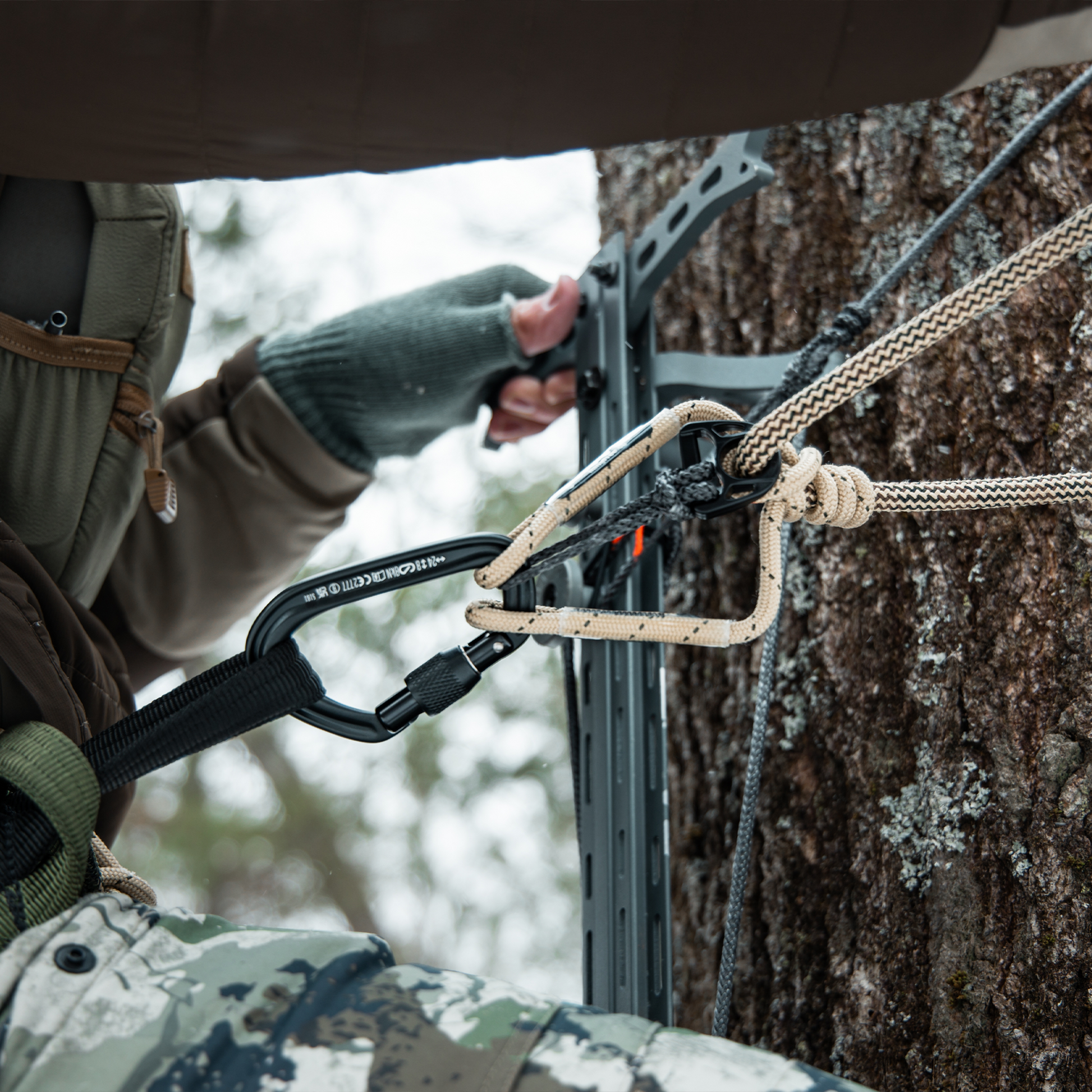 9mm 'Ghost' Standard Sewn Tree Tether & Lineman's In Use