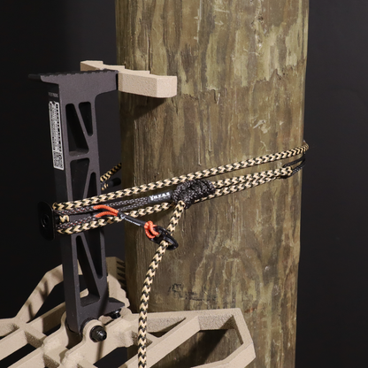6mm Endura Hang Free® Attachment System Rope Truckers (H.F.A.S.R.T) Camo In Use On Tree